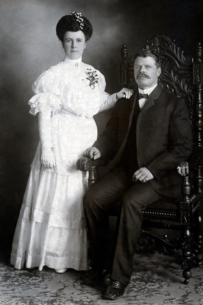 Callie Davis Frank Smelser wedding 1905
